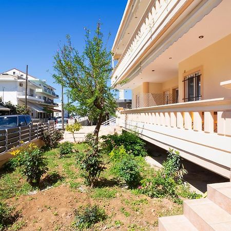Aptera Beach Apartment คาโตดารัตโซ ภายนอก รูปภาพ